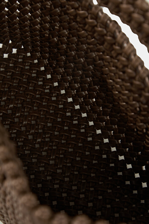 BROWN KNITTING DESIGN LEATHER BAG 6
