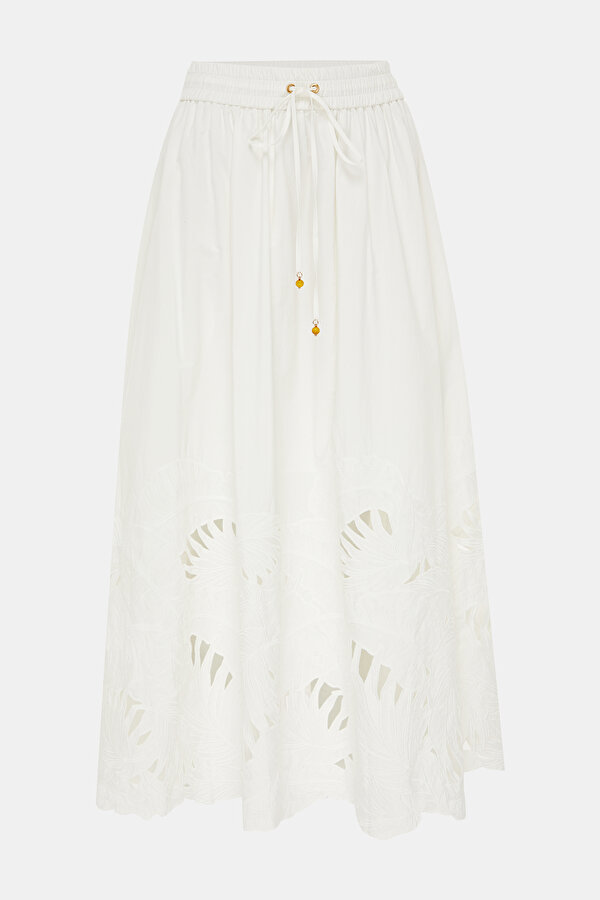 WHITE SKIRT