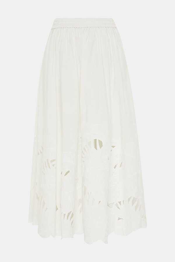WHITE SKIRT 2