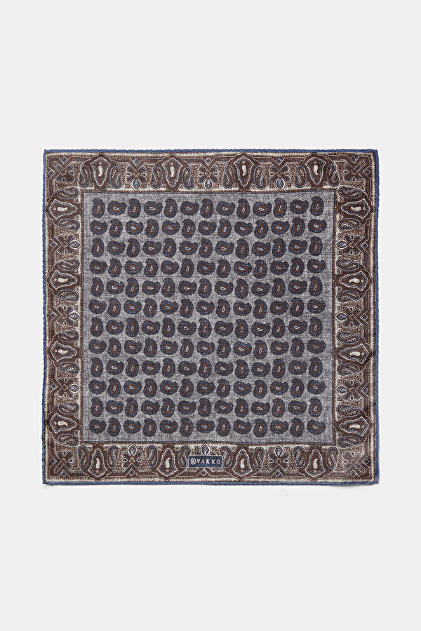 POCKET SQUARE