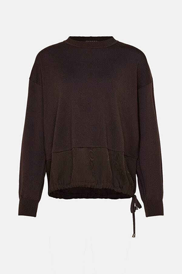 BROWN BASIC / ROUND NECKLINE