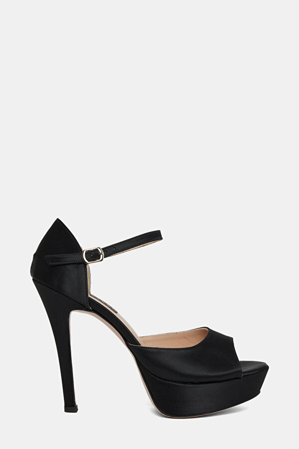 BLACK SATIN SHOE