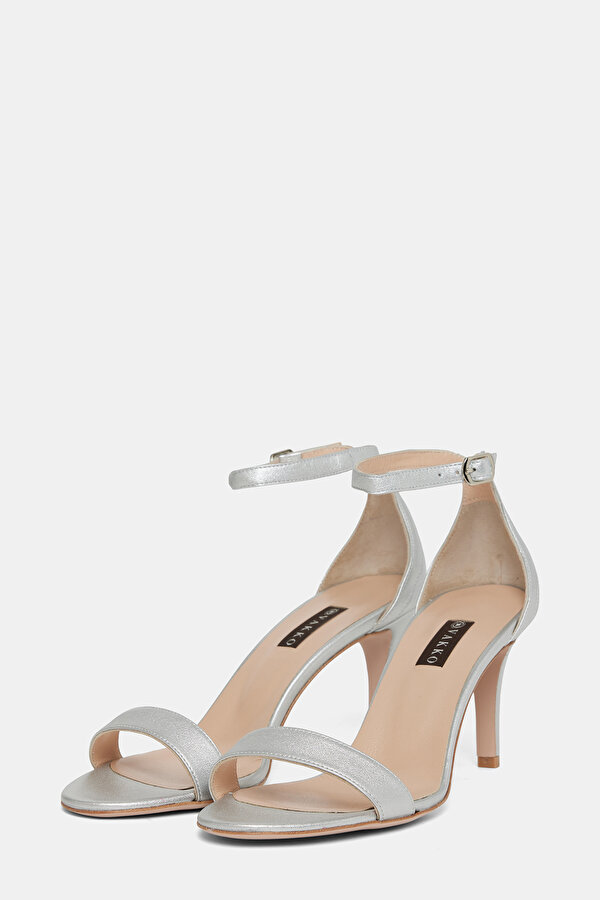 SILVER LEATHER SHOE 2