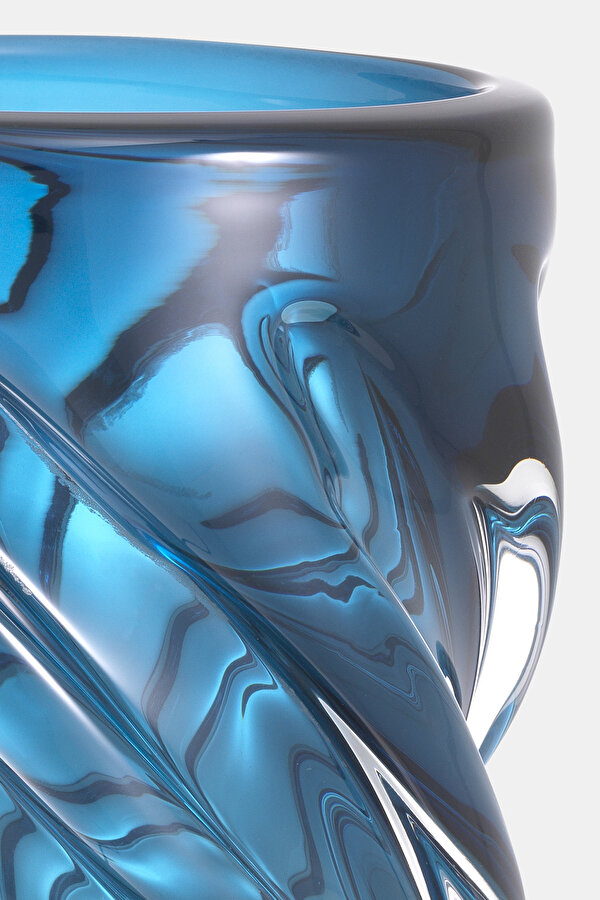 VASE 2